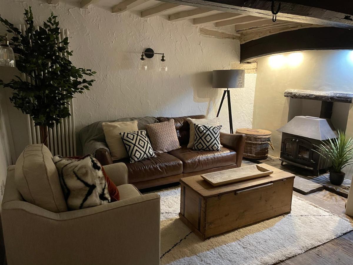 Canalside Cottage In The Heart Of Llangollen. Luaran gambar